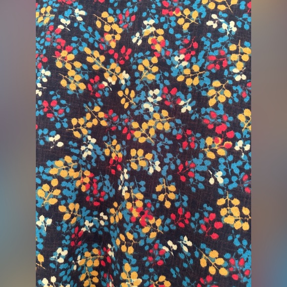 Floral Print Top - Picture 4 of 5